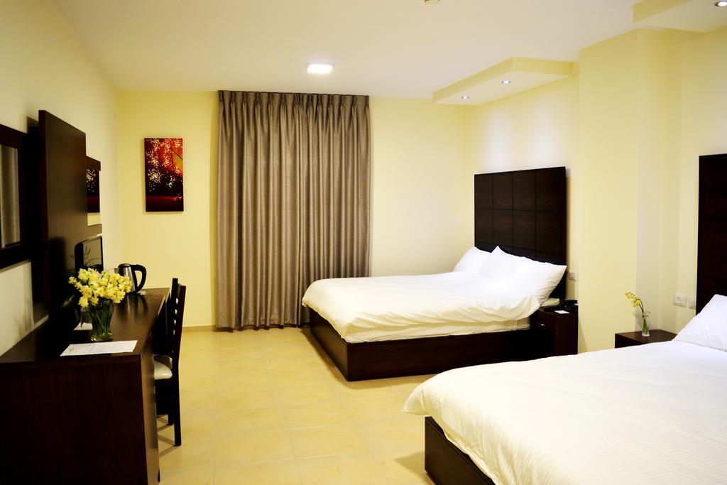 Taybeh Golden Hotel Ramallah Bagian luar foto