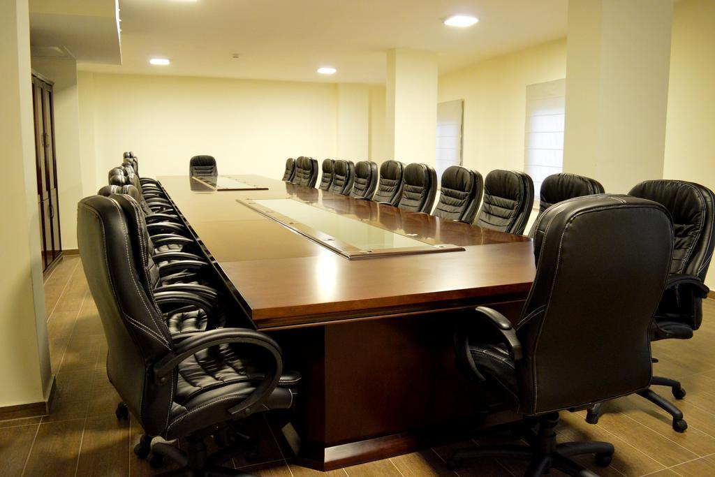 Taybeh Golden Hotel Ramallah Bagian luar foto